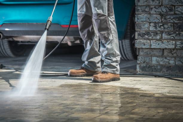 Best Pool Deck Cleaning  in Churchill, OH