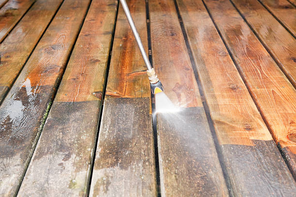Best Driveway Pressure Washing  in Churchill, OH