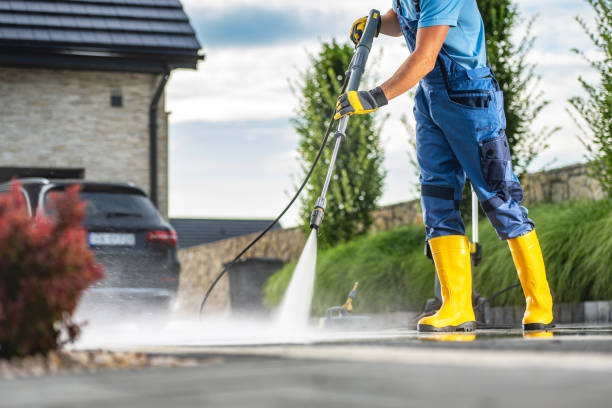 Best Graffiti Removal  in Churchill, OH